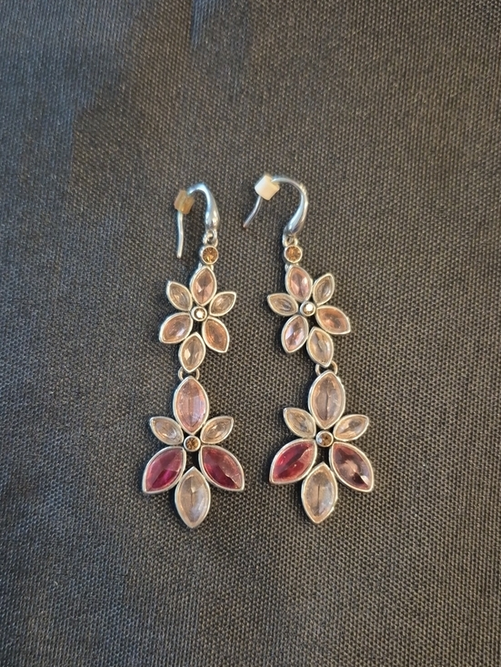 Source Unknown Jewelry - Delicate Pink Flower Crystal Drop Earrings In Silver Tone